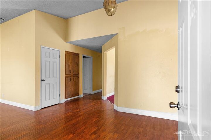 Property Photo:  114 Chaparrel Street  CA 93561 