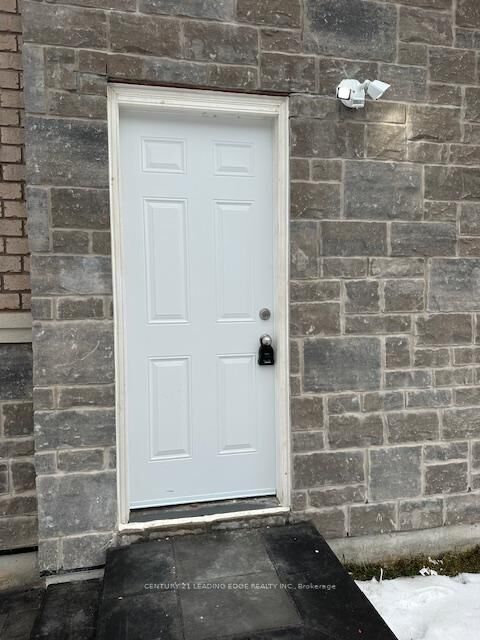 Property Photo:  1450 Periwinkle Place Basement  ON L9E 1Z8 