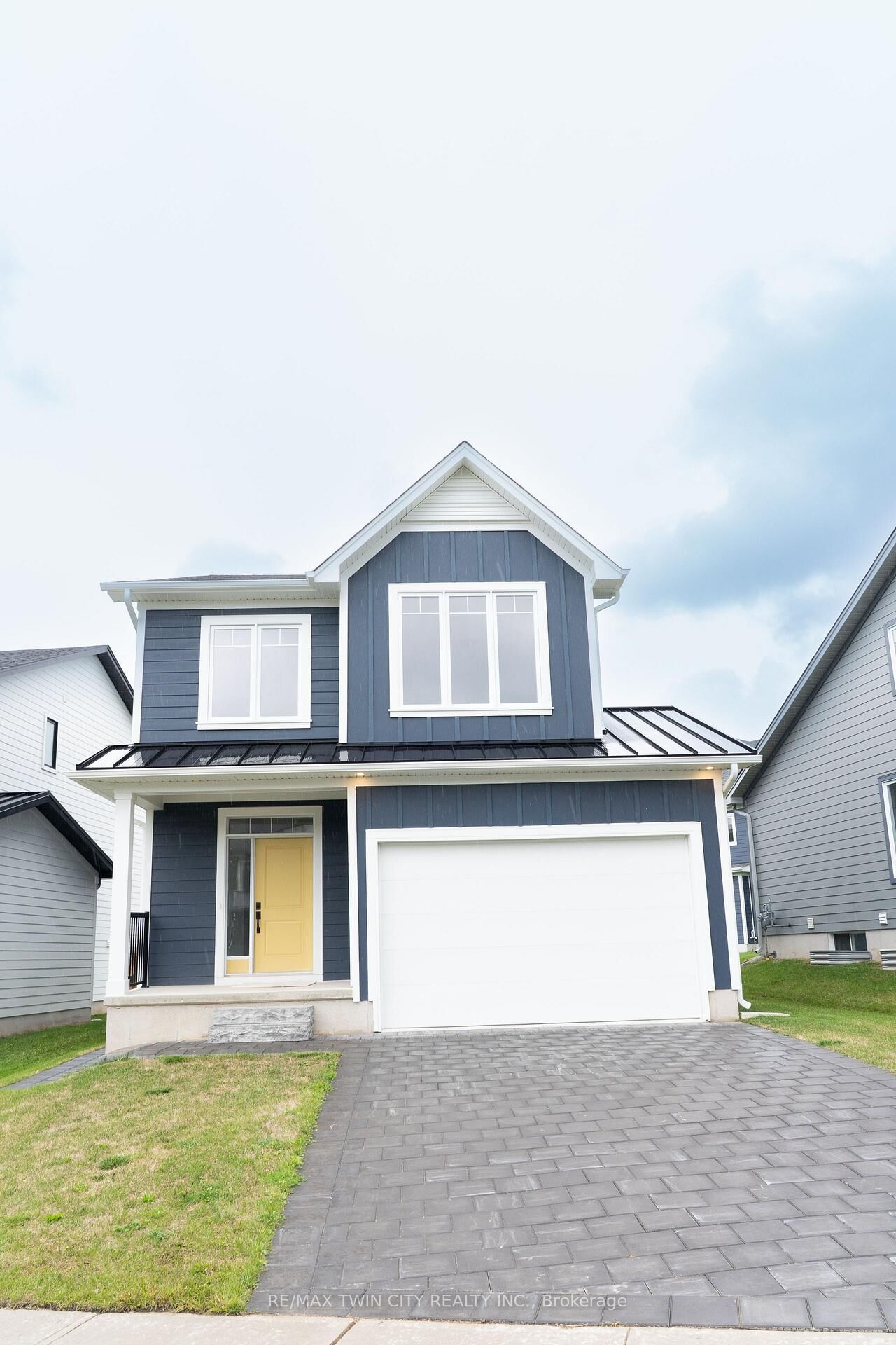 Property Photo: 163 Julie Crescent ON N5X 3X4