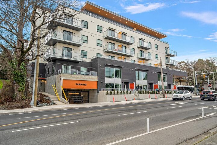 Photo de la propriété:  1102 Esquimalt Rd 308  BC V9A 0L3 