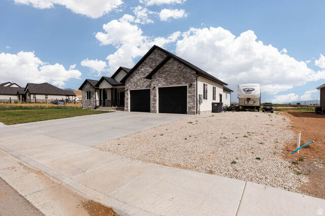 Property Photo:  186 W 580 N  UT 84652 