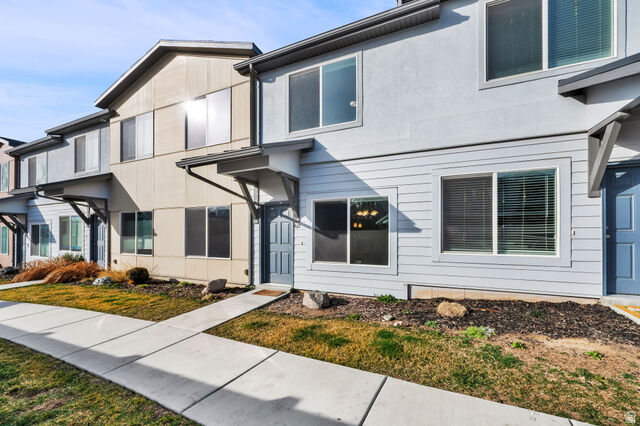 Property Photo:  462 E London Way 30  UT 84015 