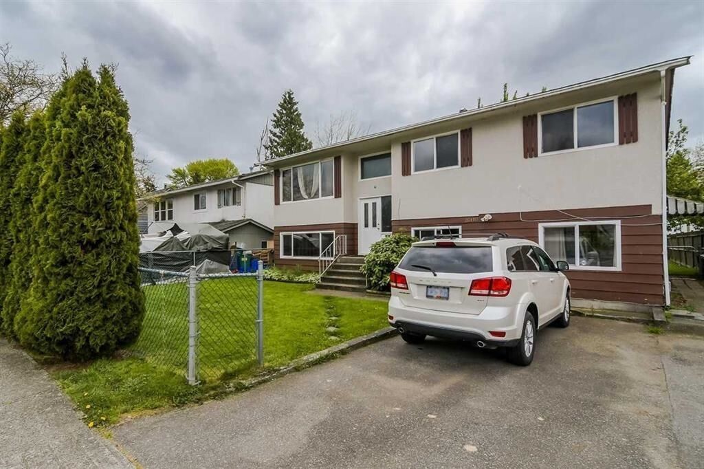 Property Photo: 20110 53 Avenue BC V3A 3T9