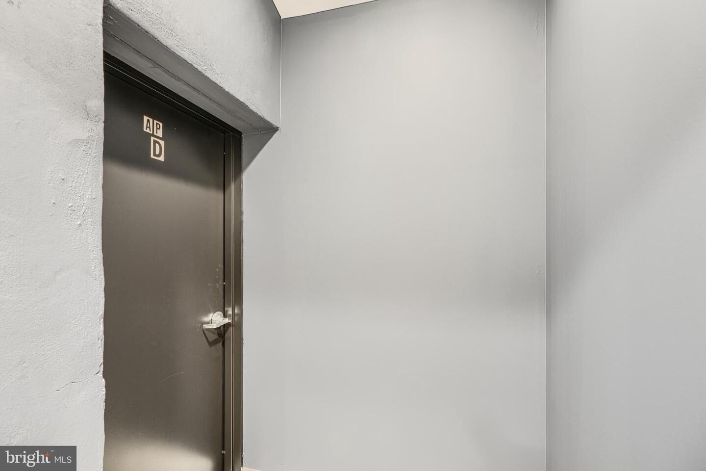 Property Photo:  7 S Carrollton Avenue  MD 21223 