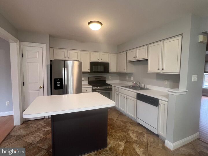 Property Photo:  4508 Papillion Court  VA 22408 