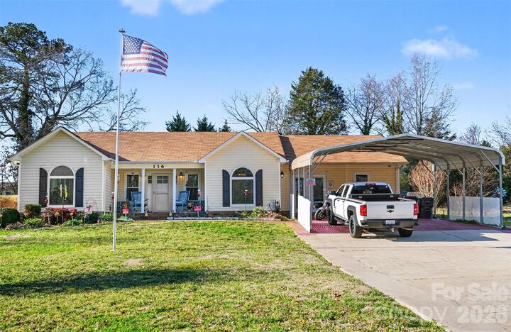 Property Photo:  116 Brooks Drive  NC 28164 