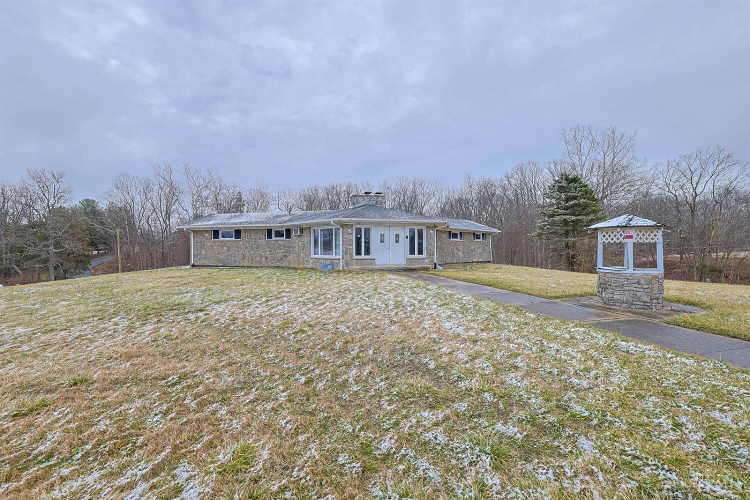 Property Photo:  4171 Bingamon Road  OH 45106 