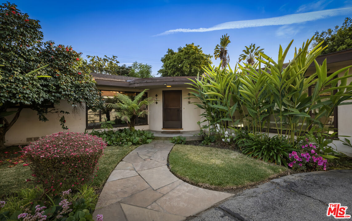 Property Photo: 2334 S 3rd Ave CA 91006