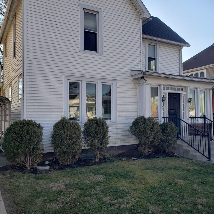 Property Photo: 157 W High Street OH 43113