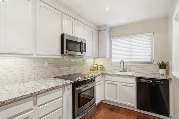 Property Photo:  8985 Alcosta Blvd 162  CA 94583 