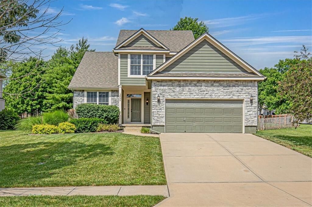 Property Photo:  895 N Diane Drive  KS 66061 