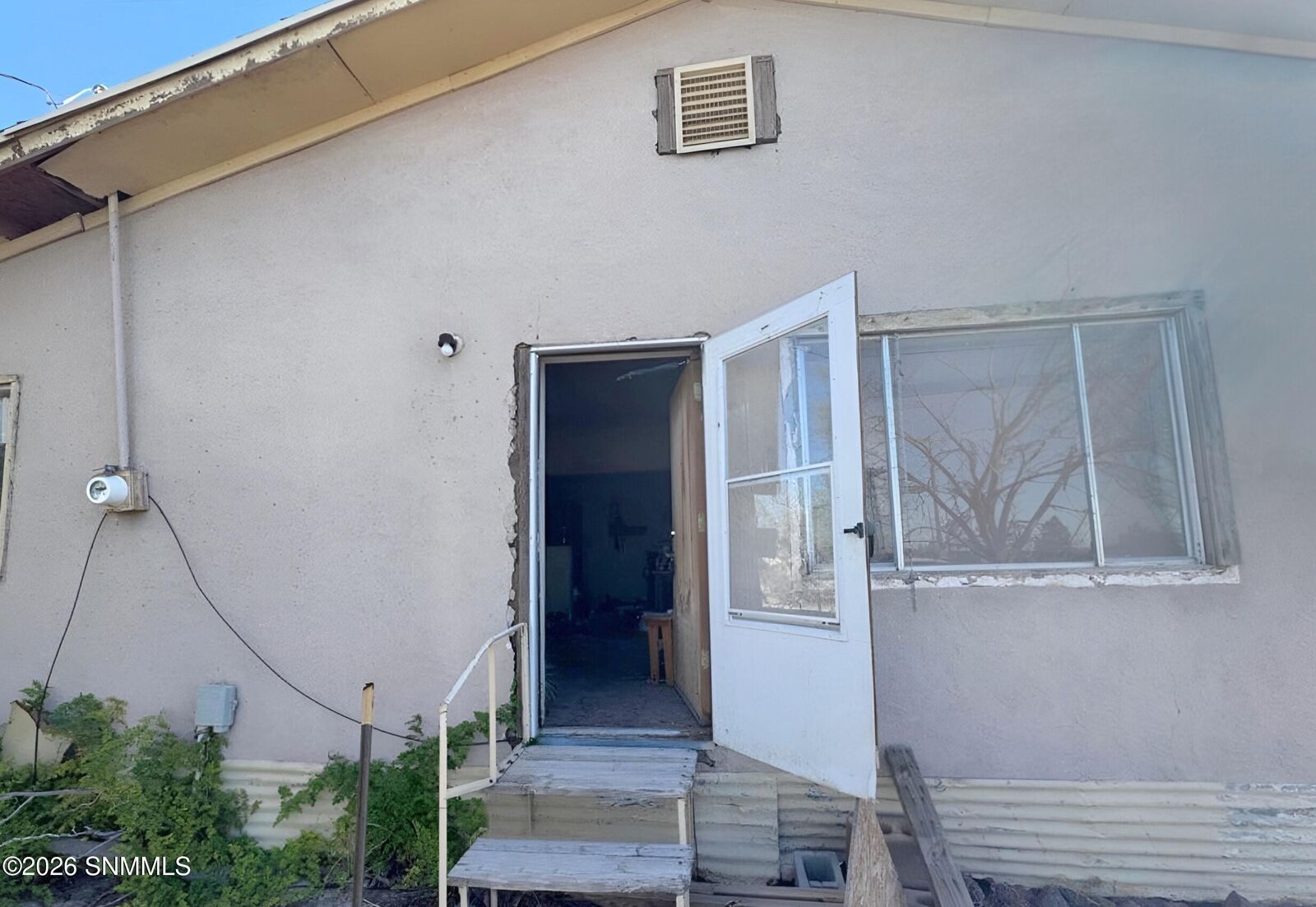 Property Photo:  100 Thompson  NM 88048 