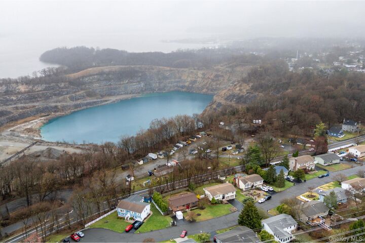 Property Photo:  10 Skinner Court  NY 10986 