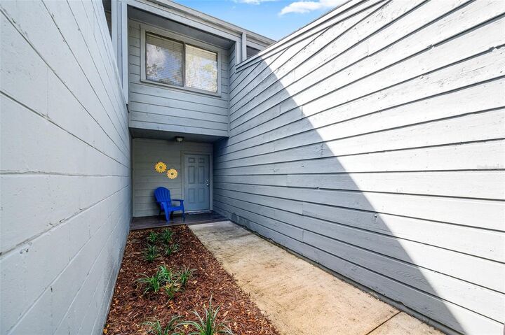 Property Photo:  3012 NW 28th Circle  FL 32605 