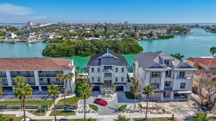 Property Photo: 3105 Pass A Grille Way FL 33706