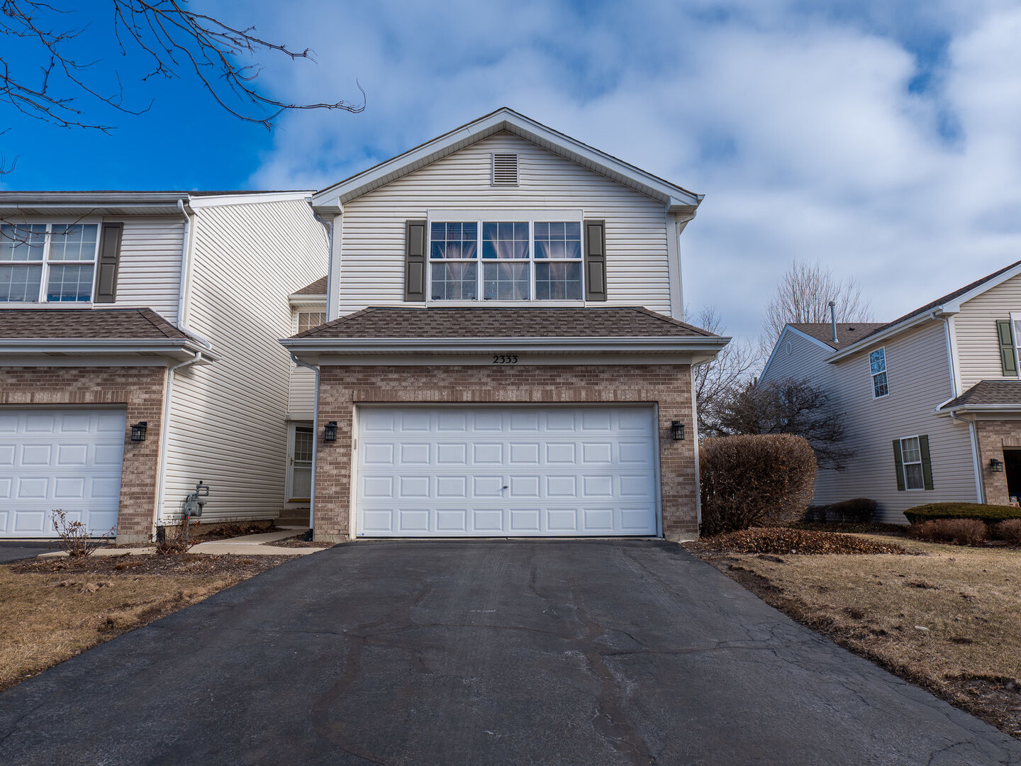 Property Photo:  2333 Stoughton Circle  IL 60502 