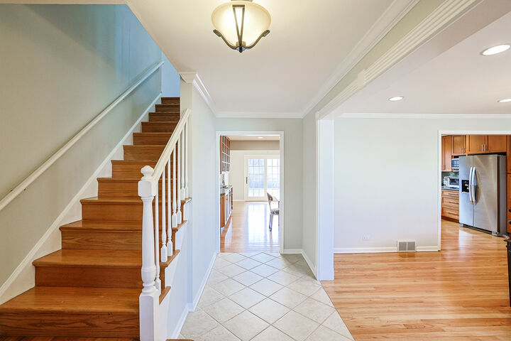 Property Photo:  3935 Russett Lane  IL 60062 