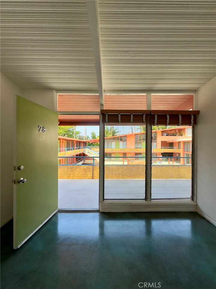 Property Photo:  1400 N Hayworth 28  CA 90046 