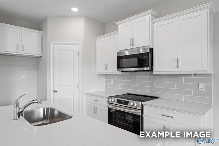 Property Photo:  4826 Benjamins Bloom Loop NW  AL 35810 