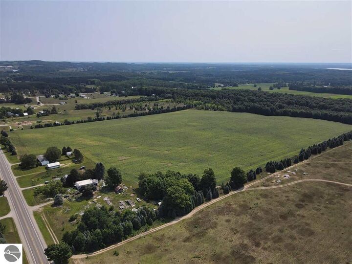 Property Photo:  4530 E Traverse Highway  MI 49684 