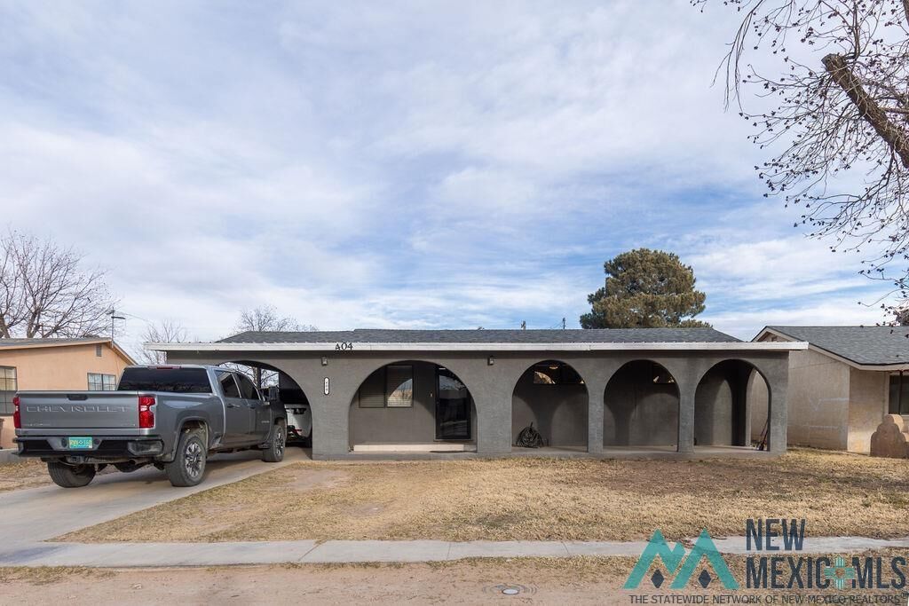 Property Photo:  404 N Third Street  NM 88220 