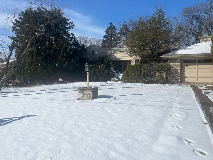 Property Photo:  1065 Colby Street  MN 55116 