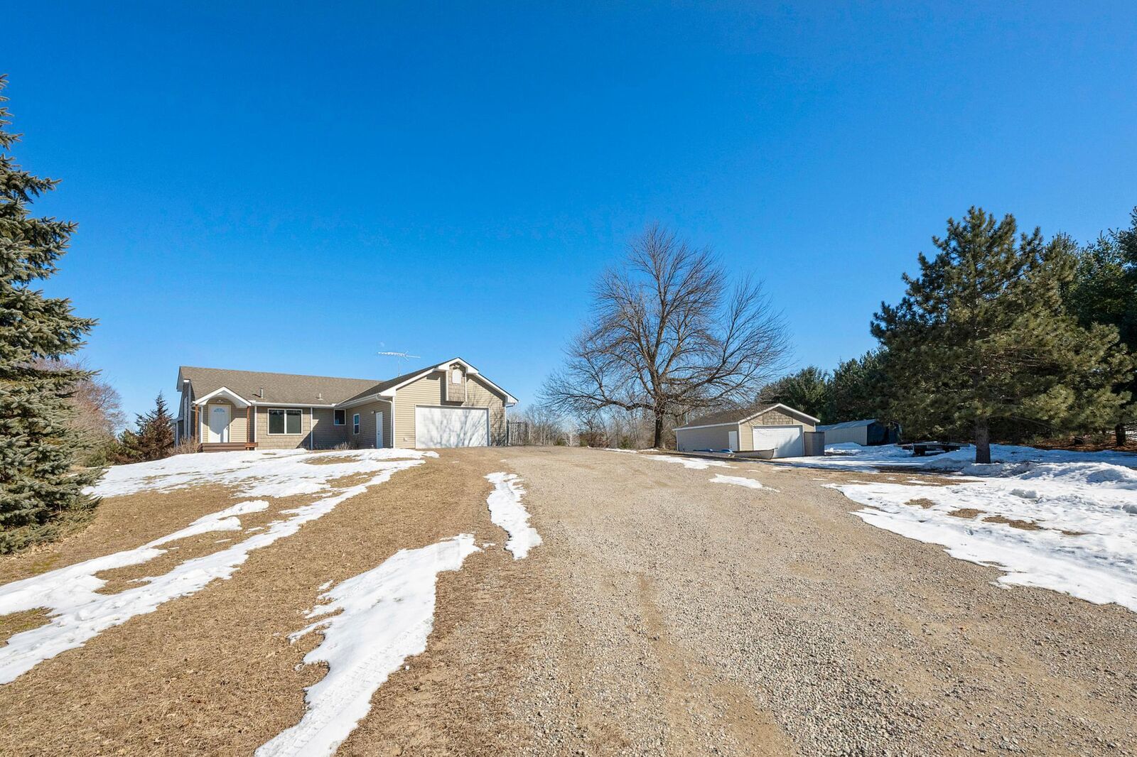 Property Photo:  4291 135th Avenue  MN 55319 