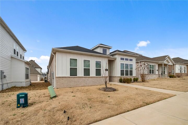 Property Photo: 6304 SW Beacon Street AR 72713