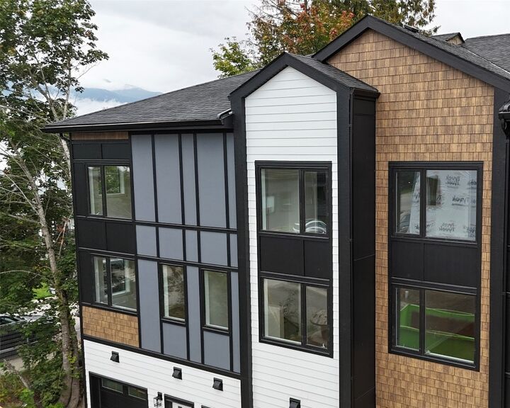 Property Photo:  402 King Street  BC V0E 2S0 