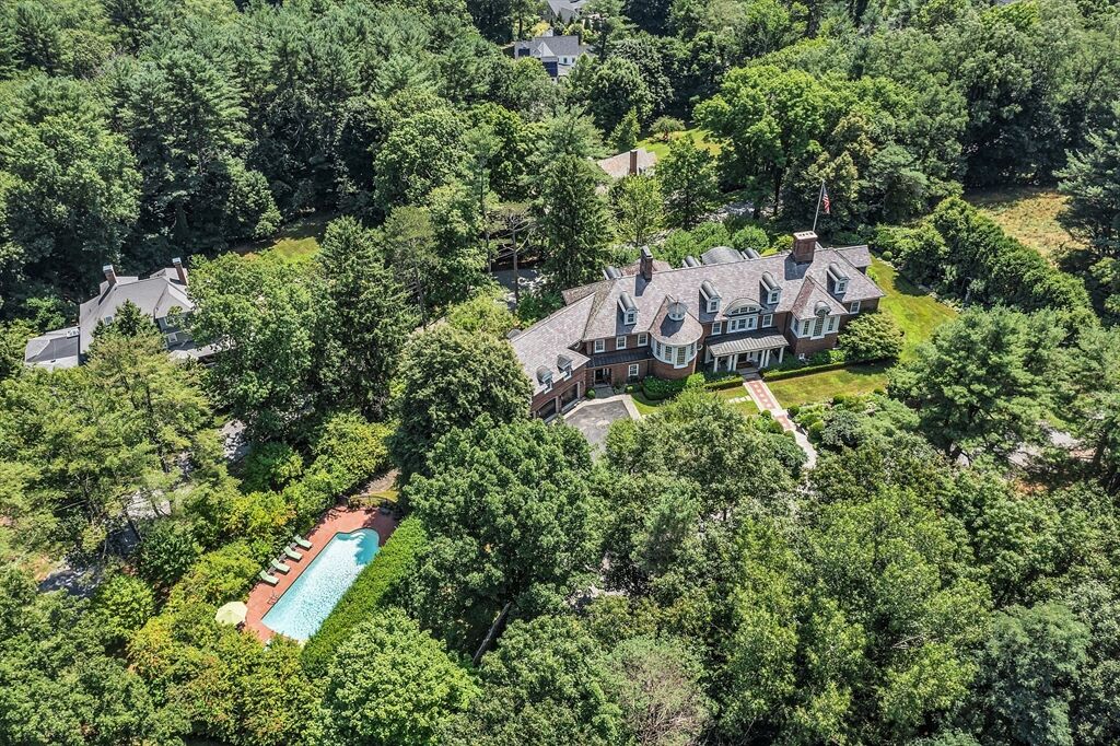 Property Photo:  29 Willard Cmn  MA 01742 