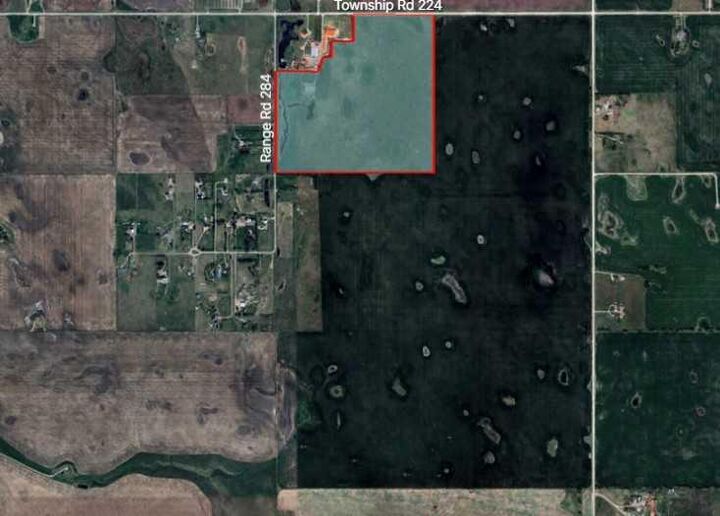 Property Photo: On Township Road 224 AB T1X 1Y5