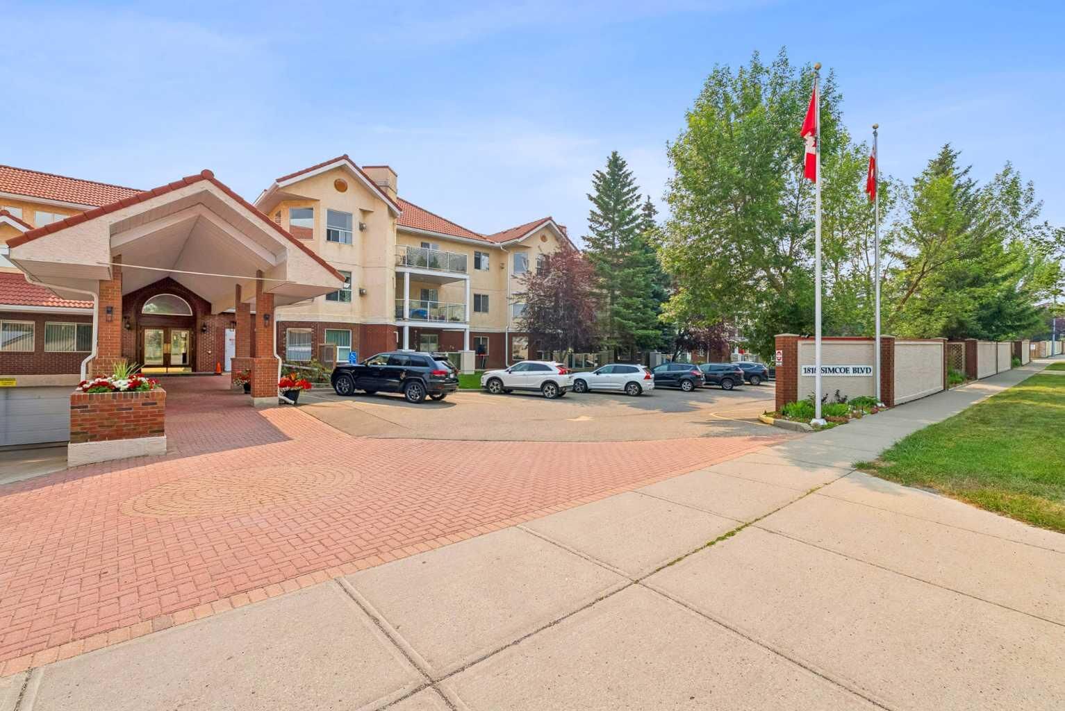 Property Photo: 1818 Simcoe Boulevard SW 2327 AB T3H 3L9