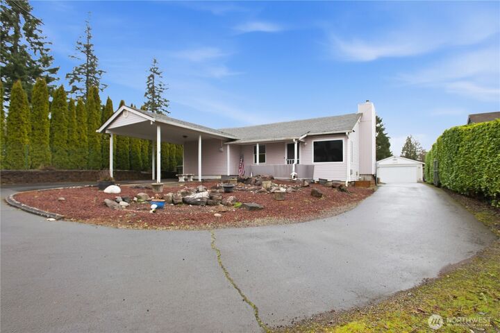 Property Photo: 3506 Columbia Heights Road WA 98632