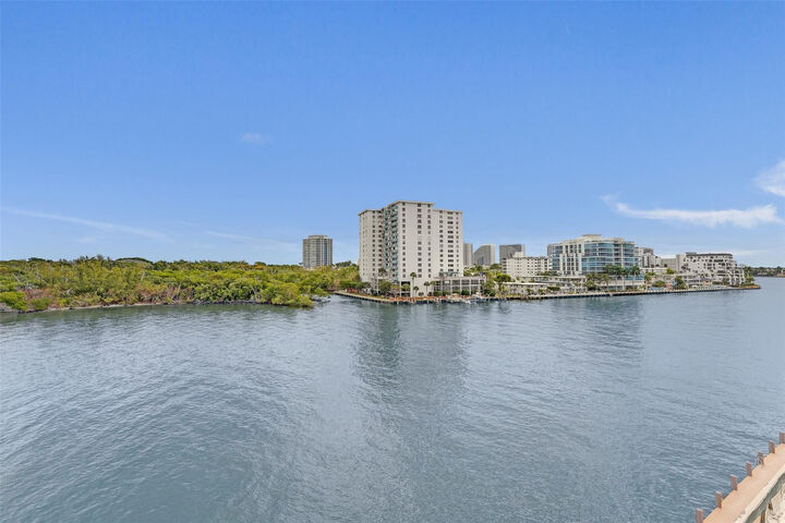 Property Photo:  920 Intracoastal Drive 503  FL 33304 