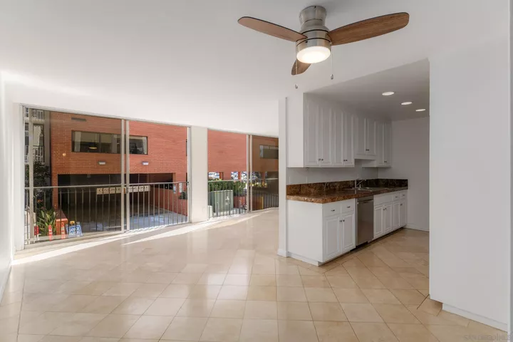 Property Photo:  7811 Eads Avenue 206  CA 92037 