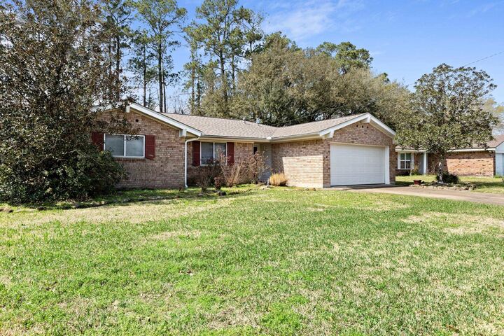 Property Photo:  4421 Memorial  TX 77632 