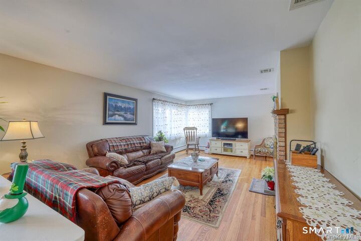 Property Photo:  205 Beach Drive  NY 10541 