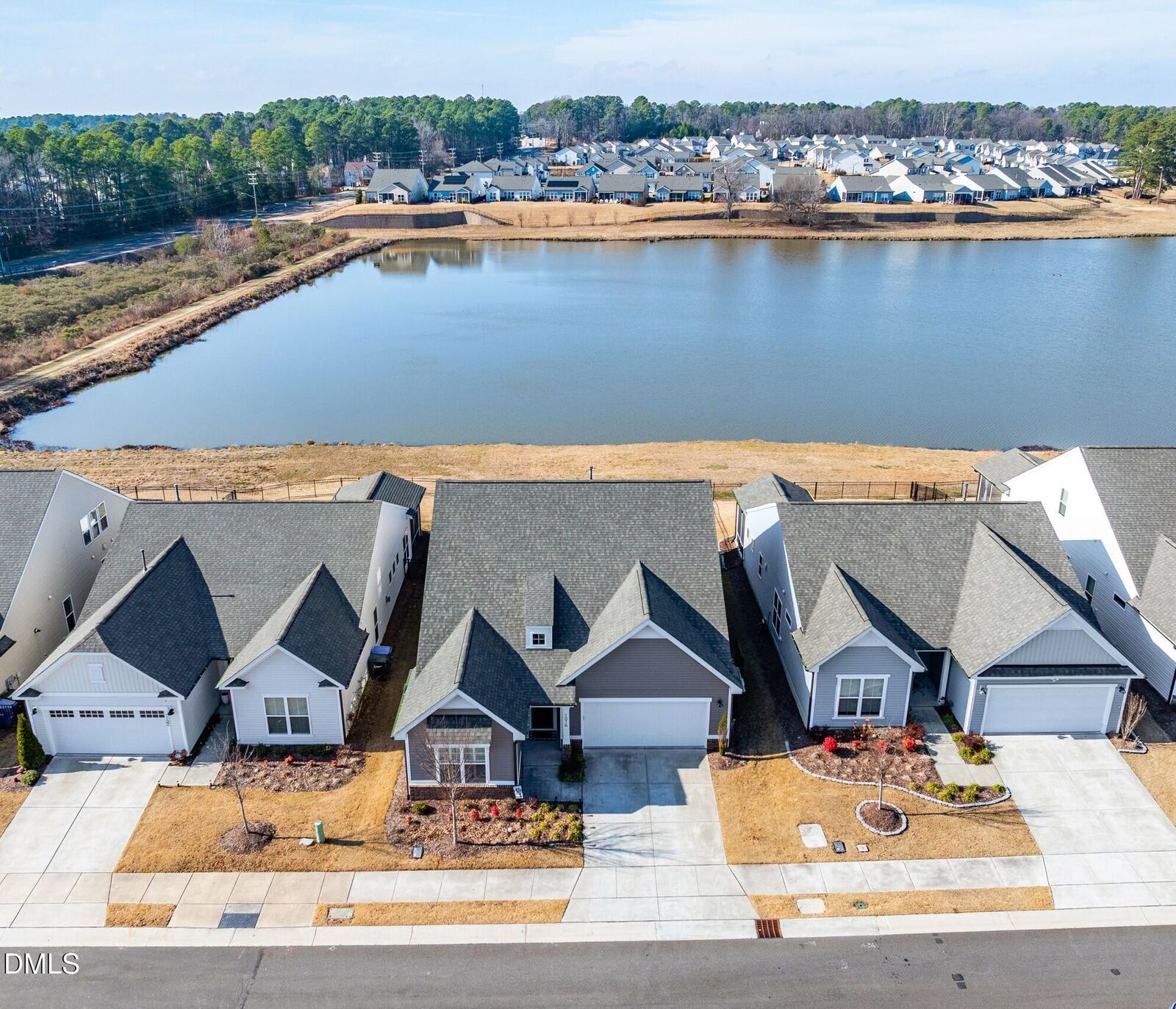 Property Photo: 1016 Hollis Circle NC 27703