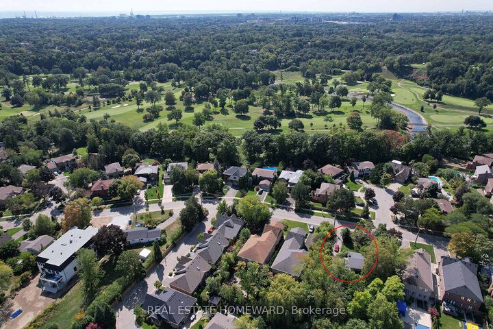 Property Photo: 2441 Old Carriage Road ON L5C 1Y6