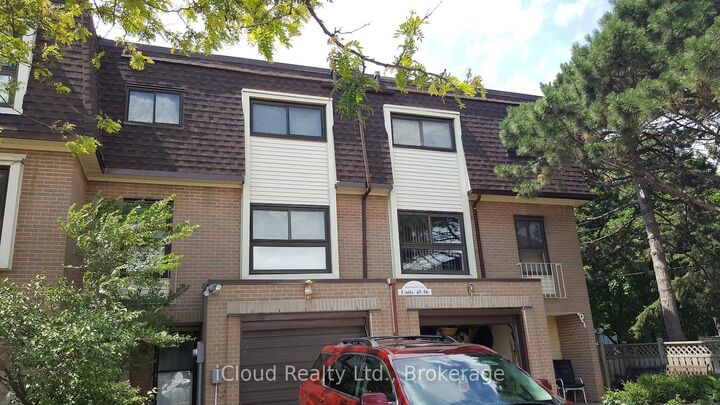 Property Photo: 46 Dearbourne Boulevard 56 ON L6T 1J7