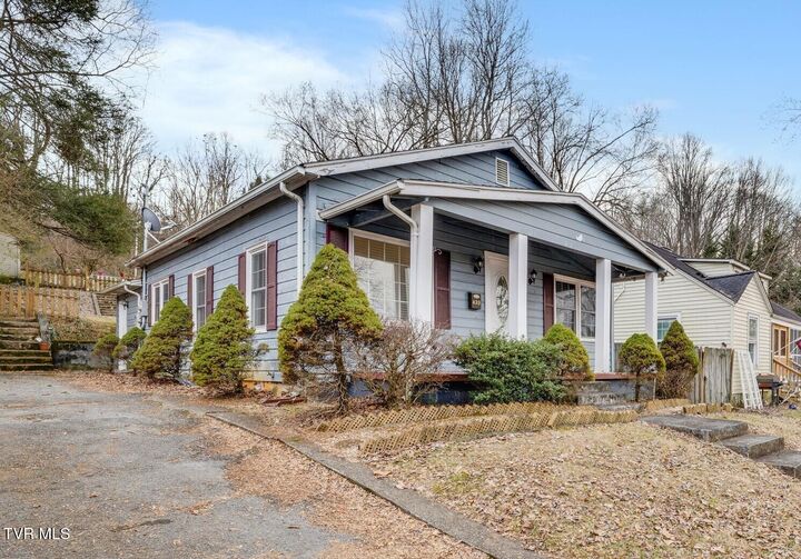 Property Photo: 433 West Poplar Street TN 37604