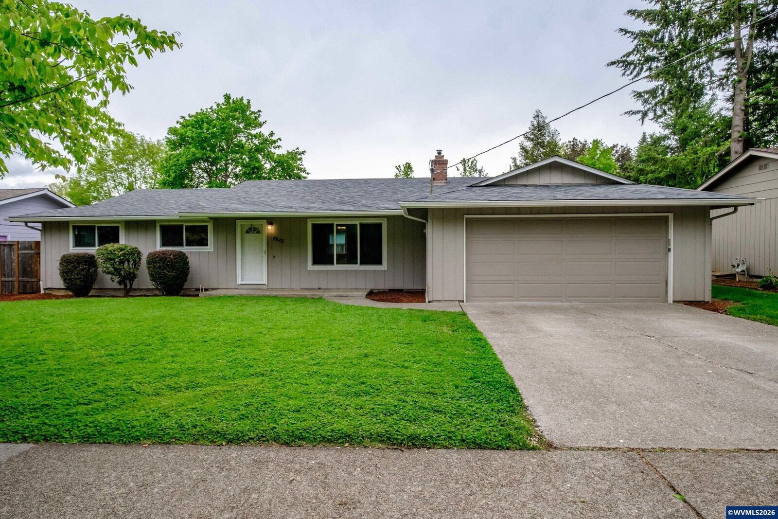 Property Photo:  4842 Lone Oak Rd SE  OR 97302 