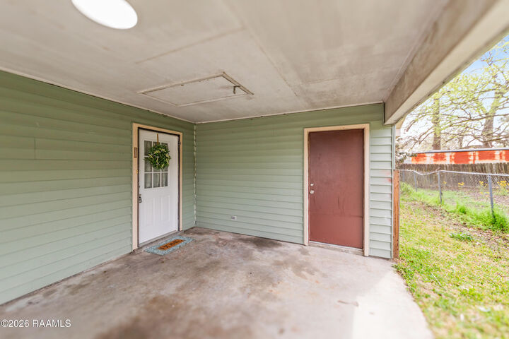 Property Photo:  98 Santa Ines Street  LA 70563 