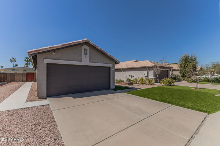 Property Photo: 656 S 99th Street AZ 85208