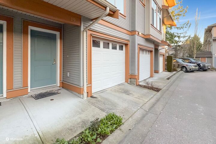 Property Photo:  12036 66 Avenue 19  BC V4A 1P9 