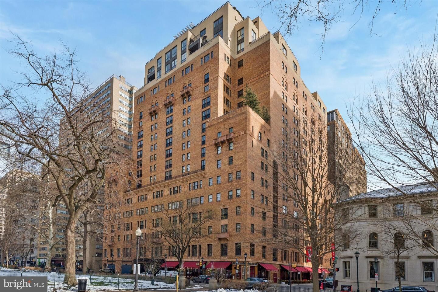 Property Photo:  219 S 18th Street 29 902  PA 19103 