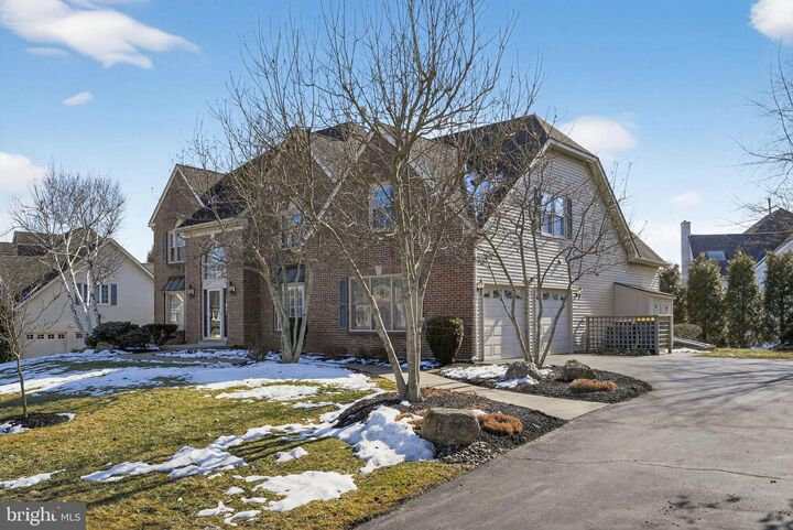 Property Photo: 102 Clover Leaf Lane PA 19454