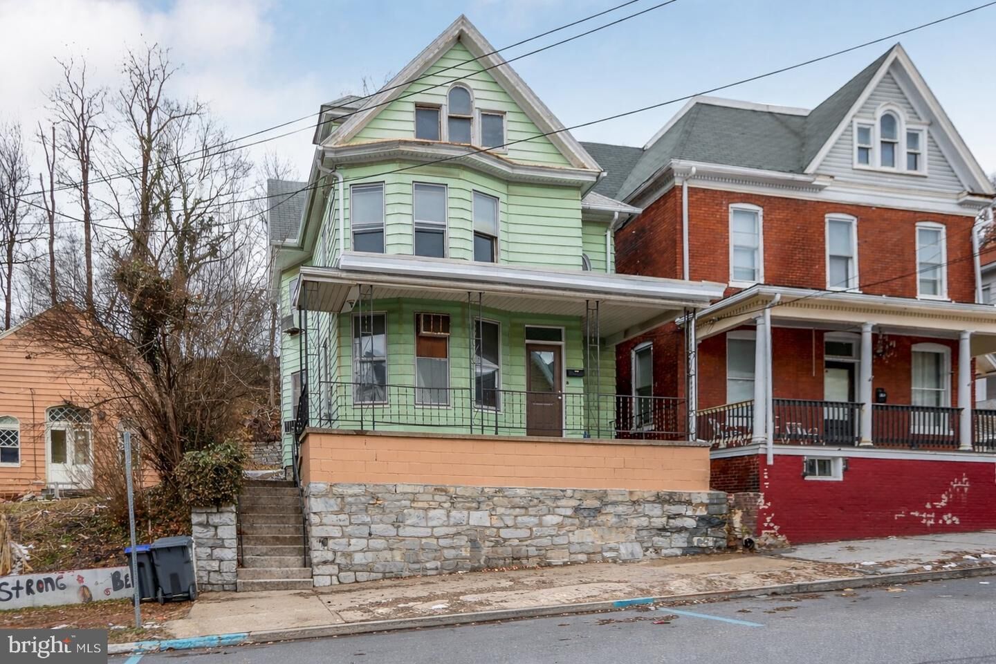 Property Photo:  221 Pine Street  PA 17113 