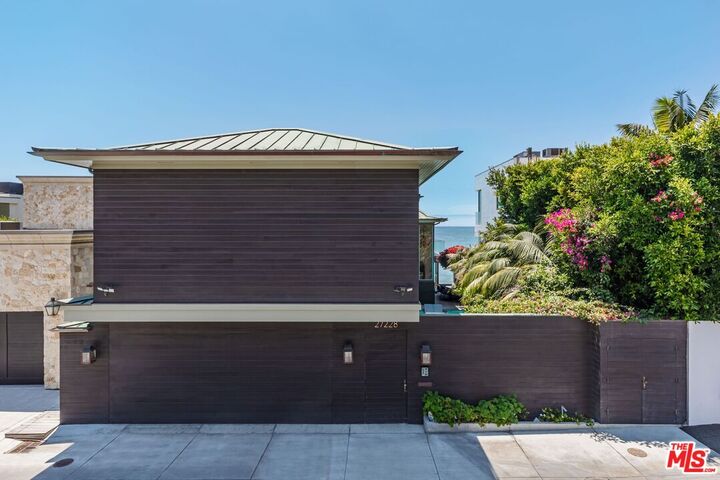 Property Photo:  27228 Escondido Beach Rd  CA 90265 