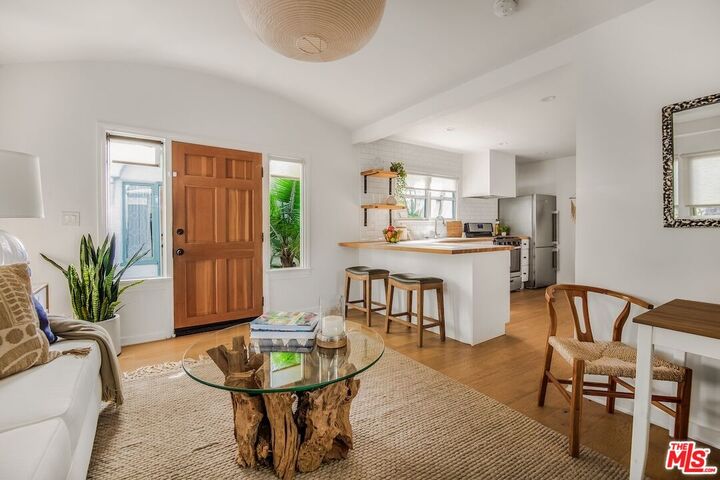 Property Photo:  5848 1/2 Willoughby Ave  CA 90038 